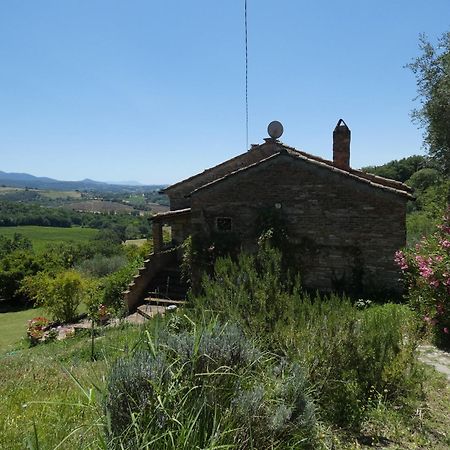 הוילה Fornole Scappo In Umbria, Il Fienile מראה חיצוני תמונה